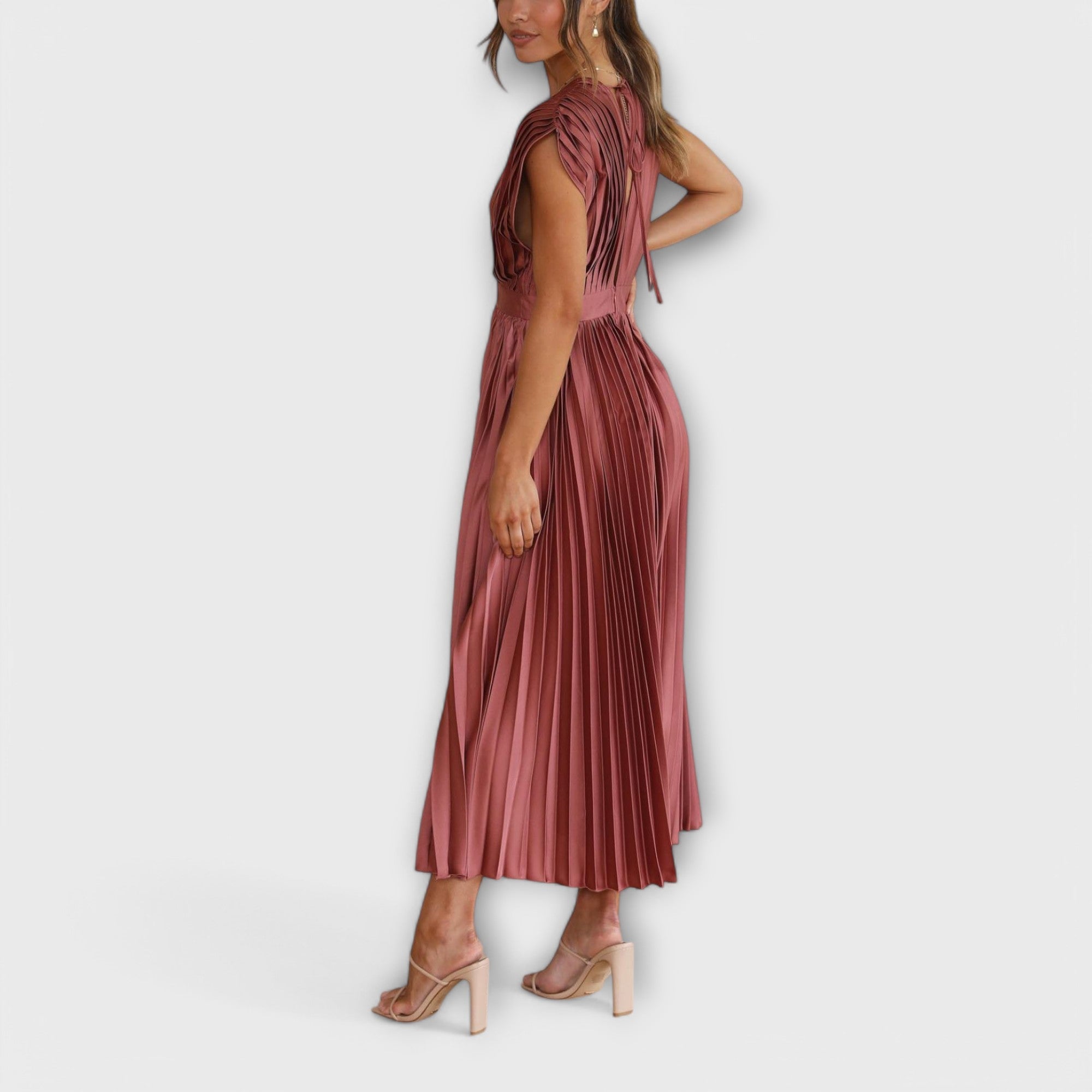Maria | Elegant veckad klänning